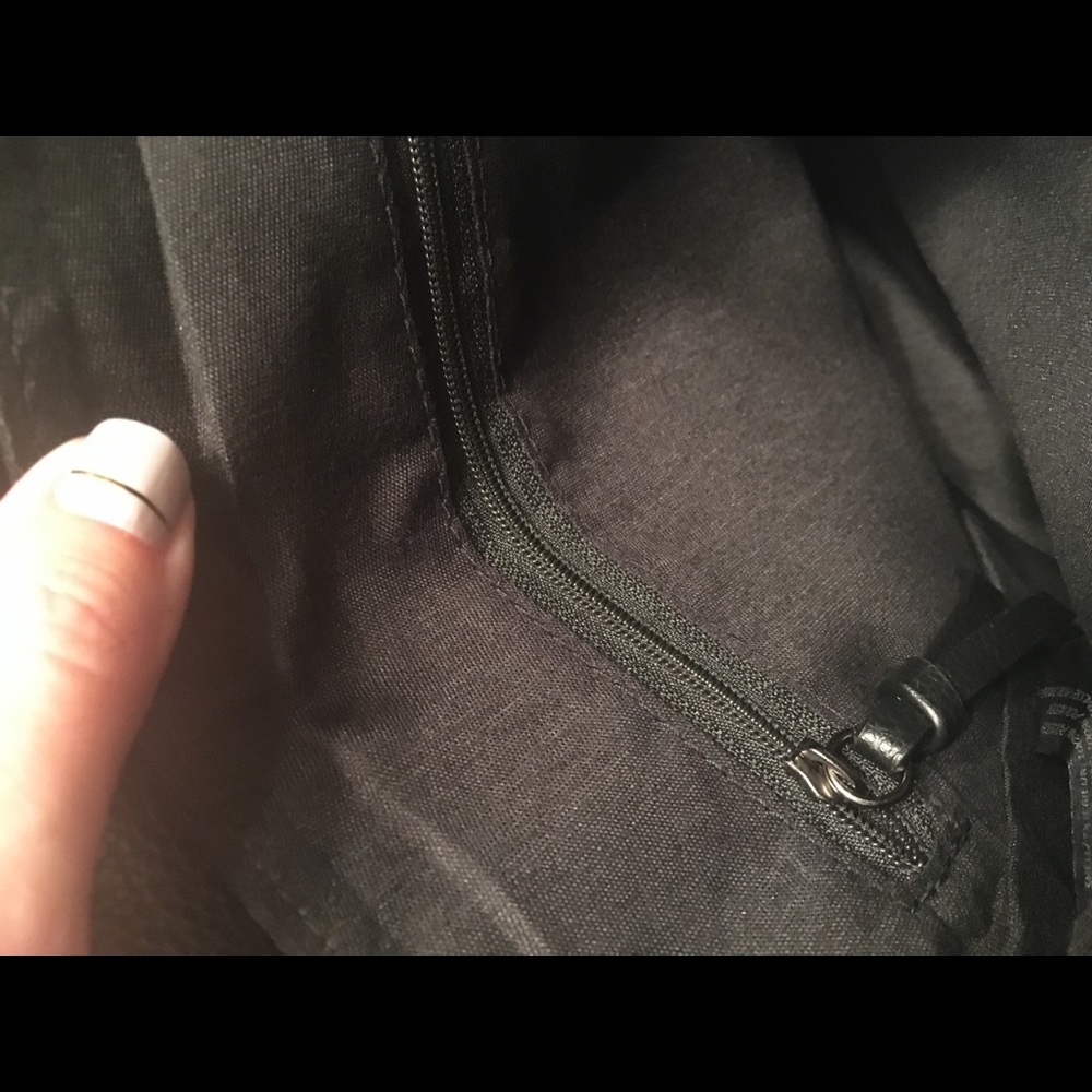 Backpack - Picture 4 of 4